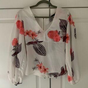 Beautiful blouse-FREE with bundle!